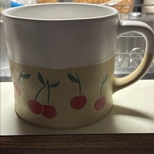 NWT XL Cherry Patterned Ceramic Mug